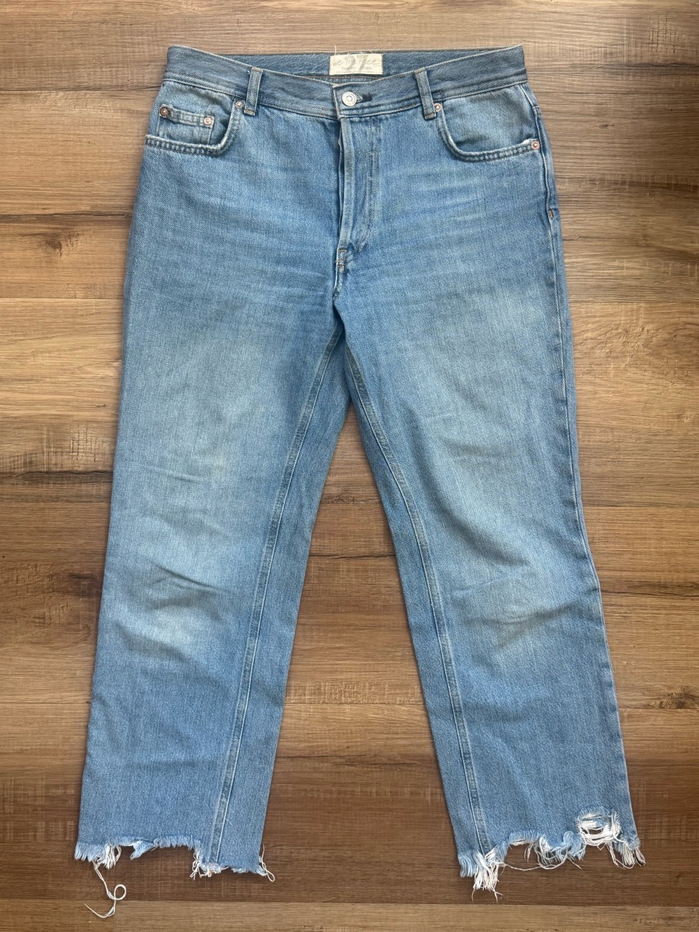 Free People We The Free Maggie Mid Rise Straight Light Wash Jeans size 27 - Picture 4 of 5